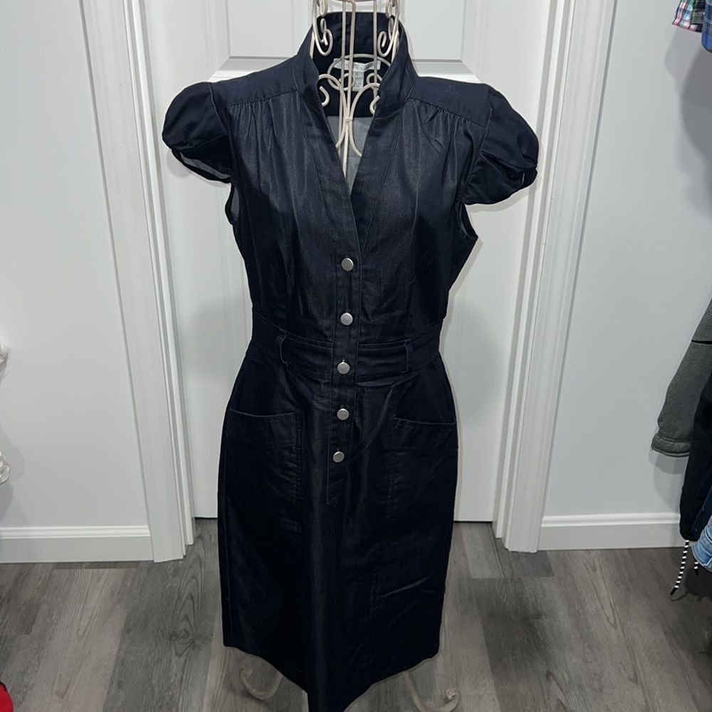 London Times V-neck Button Down Dress, size 4